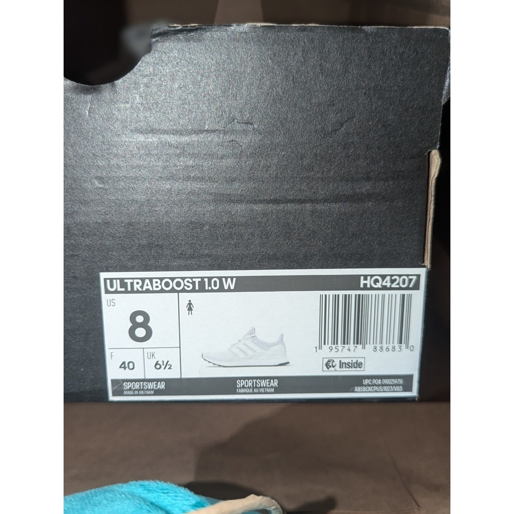 Triple White Running Shoes Womens 8 adidas Ultraboost 1.0 DNA NIB - Picture 8 of 9